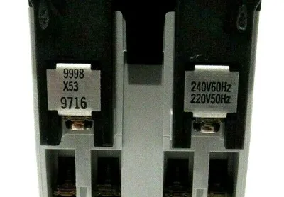 NEW ALLEN BRADLEY 8501-XO80 CONTROL RELAY SER.A 8501XO80