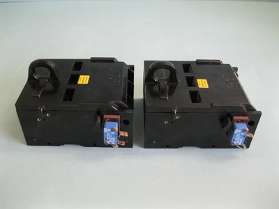 Lot (2) Unlabeled Ferraz Lyon 3 Pole Pull Out Fuse Holders Old Surplus D19