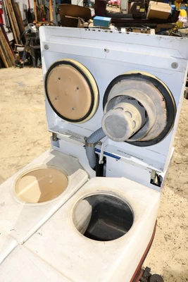 USED 1986 ADVANCE 280BD
