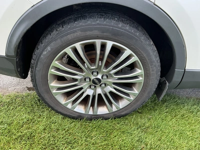 USED 2016 LINCOLN MKX