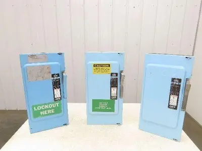 Siemens F353 I-T-E Heavy Duty Safety Disconnect Switch 100A 600V 3Ph Fused