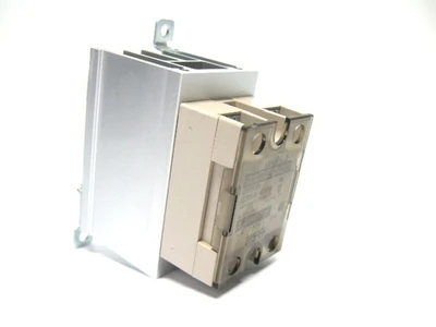 USED OMRON G3NA-410B