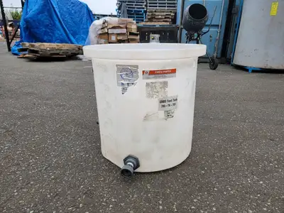 4 x Plastic Tanks
