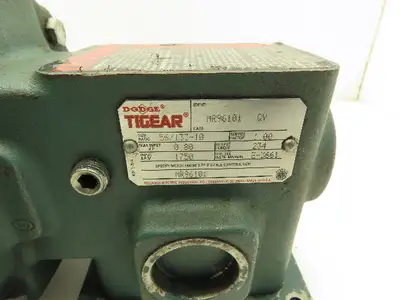 MR96101 Tigear 133 Speed Reducer Gearbox 10:1 R 5/8" LH 3Ph 460V 1/2Hp Motor Haz