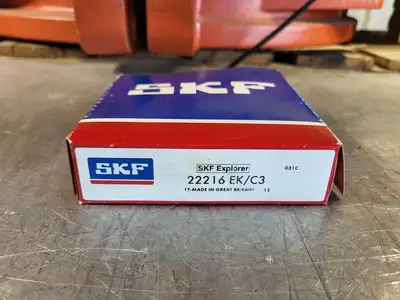 NEW SKF 22216 EK/C3