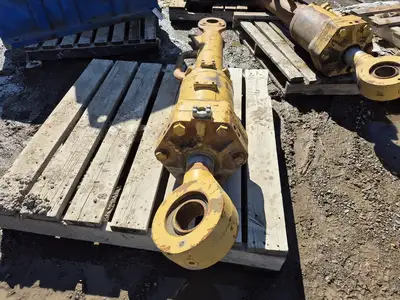 USED CATERPILLAR 232-0652
