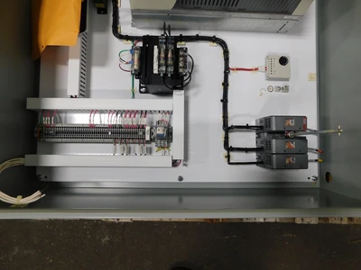 ABB _UNKNOWN_ Variable Frequency Drives | Equipment Recovery Corp. (12)