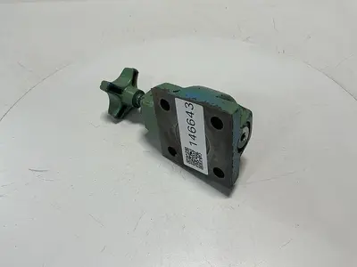 USED SPERRY VICKERS GR02K30S160