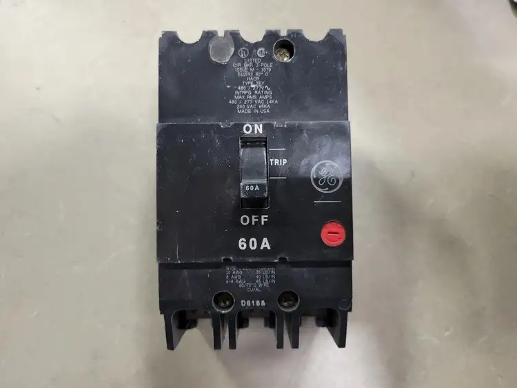Used GENERAL ELECTRIC TEY360 Switchgears British Columbia CA | Lenmark #242300