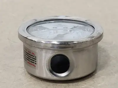 2.5" Pressure Gauge 5000 PSI, 1/4" NPT, 201L-254R
