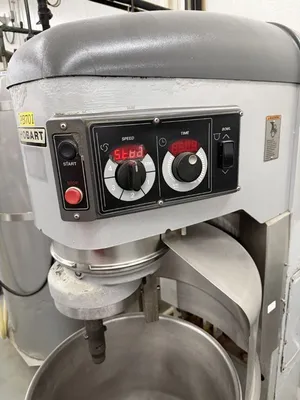 2007 HOBART HL1400N Planetary Mixers | Envoy Equipment LLC (9)