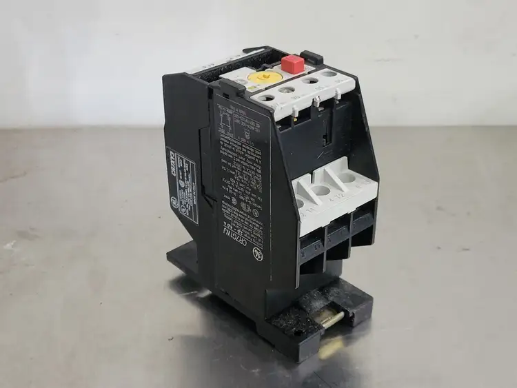 Used GENERAL ELECTRIC CR7G1WJ Misc Electrical & Power Parts British Columbia CA | Lenmark #248794