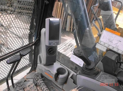 Used 2017 CATERPILLAR 325FLCR Crawler Excavators New York US | Beck Equipment #1509283