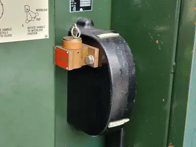 750 kVA Oil-Filled ONAN Transformer, HV. 12470 Delta, LV. 208Y/120 w/ Switchgear