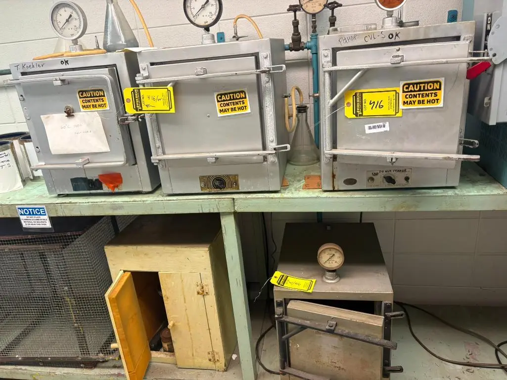 Used _UNKNOWN_ _UNKNOWN_ Lab Ovens Ohio US | Myron Bowling Auctioneers Inc #1504636