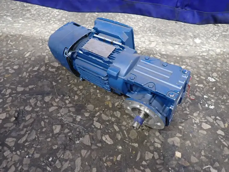 Used SEW EURODRIVE WF30 DRS71M4BE1HR Motors (misc) Ohio US | HGR 24 #735130