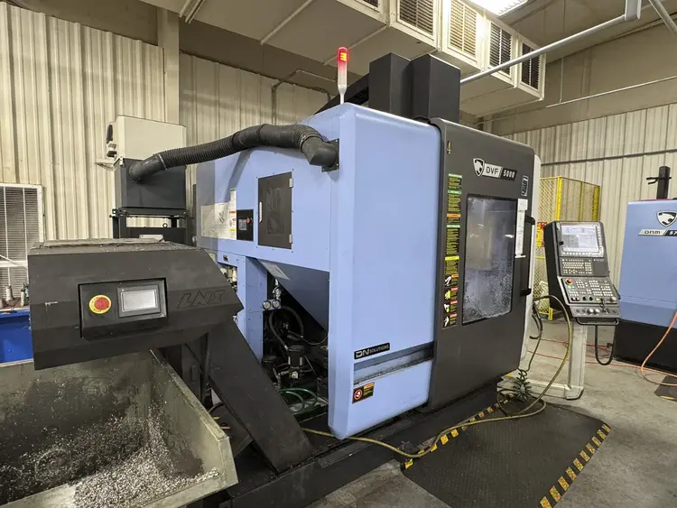 Used 2022 DOOSAN DVF 5000 Vertical Machining Centers (5-Axis or More) Illinois US | Machinery Marketing International #911833