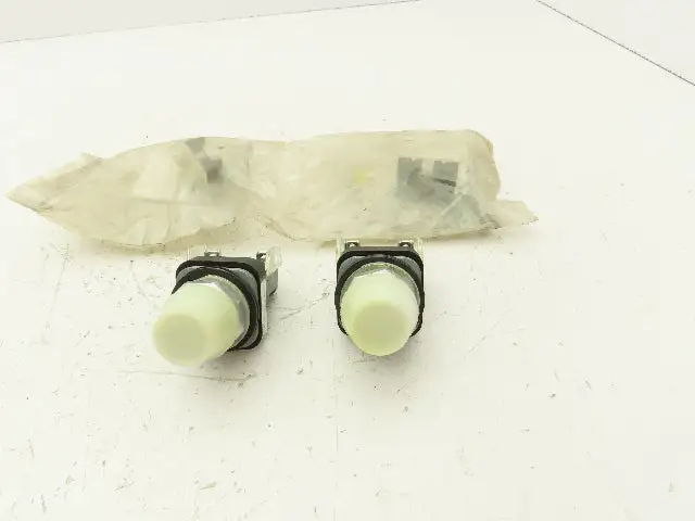Allen Bradley 800t-Q10W White Pilot Indicator Light Contact Block 30mm Lot of 2