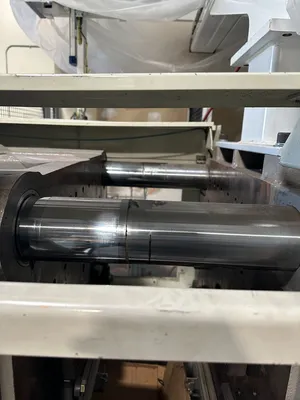 2009 TOSHIBA EC240NIIV30-8B Horizontal Plastic Injection Molding Machines | JYC MACHINERY (5)