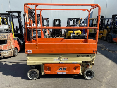 USED 2012 JLG 1930ES