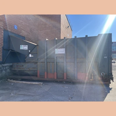 Used REACTION DISTRIBUTING INC - RI-PAK SPH Trash Compactors British Columbia CA | Savona Equipment LTD #1304831