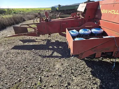USED 1990 NEW HOLLAND HAYLINER 505