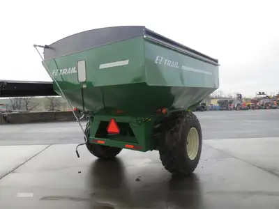Used 2023 E-Z TRAIL 550 Grain Carts Pennsylvania US | Zimmerman Farm Service #1410023