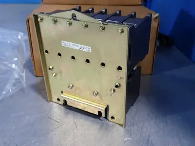 USED JOSLYN CLARK CONTROLS 5U876
