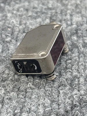 Used SICK WL8G-P2231 Photoelectric Sensors California US | Davliegogo LLC #1707617