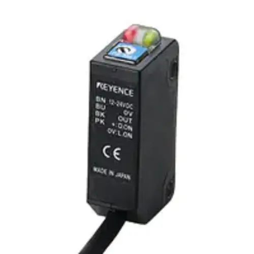 Keyence PZ-M13P Square Reflective M12 Connector Type, PNP [New]