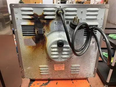 Used Merrychef Used Merrychef 402S High-Speed Accelerated Cooking Countertop Oven 220V Electric Ovens Illinois US | Falcon Restaurant Supply #1376210