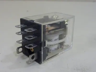 USED OMRON LY2N-D2