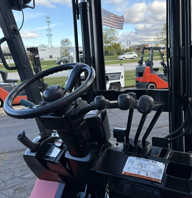 USED 2000 TOYOTA 7FGCU25