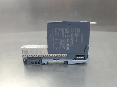 USED Siemens 6ES7132-6BF01-0BA0 | 6ES7193-6BP00-0DA0