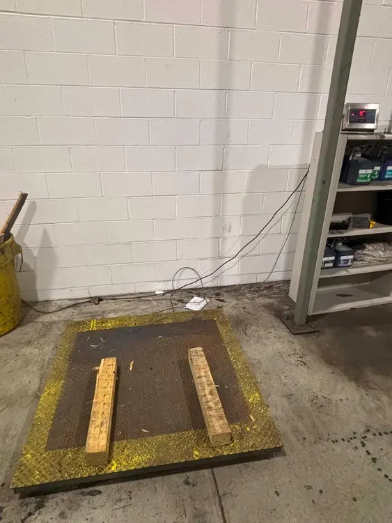 Used _UNKNOWN_ _UNKNOWN_ Platform Scales Ohio US | Federal Equipment Company #1520187