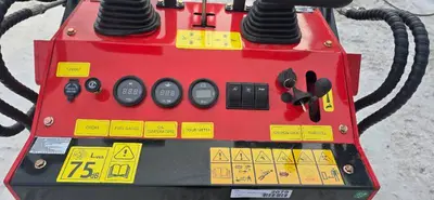 Skid Steer Loader (FT380C)