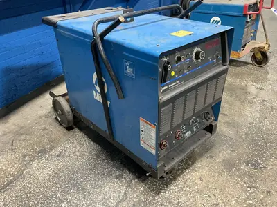 Used MILLER DIMENSION 452 Mig Welders Ohio US | HGR 24 #1503650