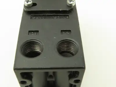 Fairchild TT8001-011011 Pressure Transducer 3-15 PSI Dual Channel Mini 2 Wire