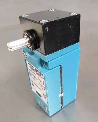 Honeywell LSA9A Limit Switch Loc4E38