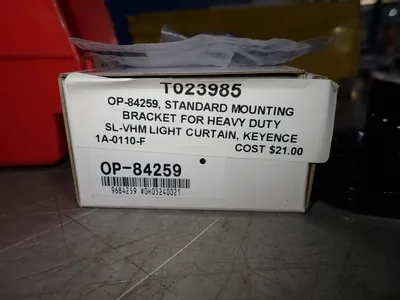 NEW KEYENCE SLVHM