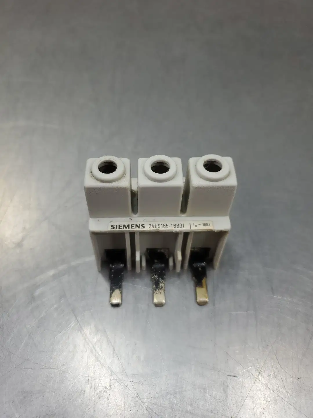 SIEMENS 3VU9165-1BB01, 3-Phase Feed-in Terminal. 4E-40