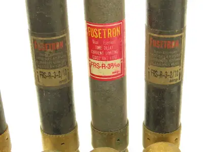 Bussman Fusetron Dual-Element Time Delay Fuses 600V 3.2A 2A 1.25A Mix Lot of 27