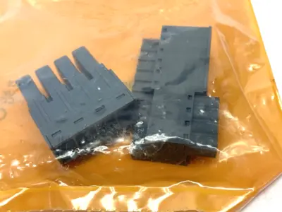 NEW B&R REV. C0 TERMINAL BLOCK SET SCREW CLAMP