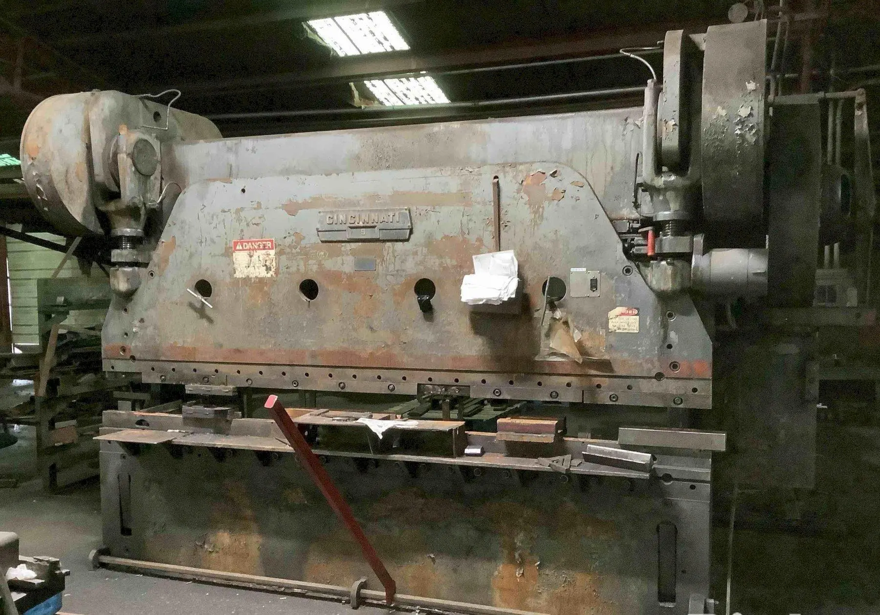 225 TON X 12' CINCINNATI MODEL #9 MECHANICAL PRESS BRAKE: STOCK #22781