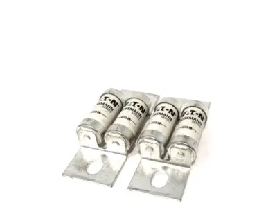 BOX OF 2 NEW EATON 160EET FUSES