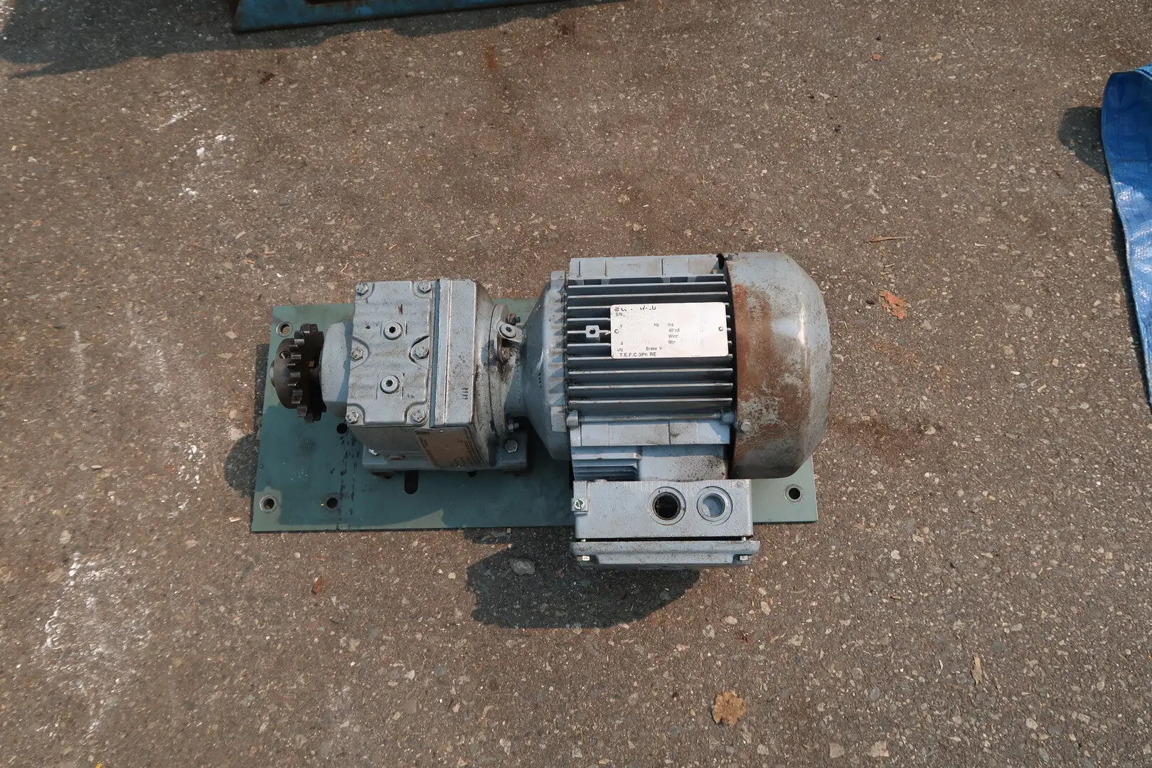 USED SEW-EURODRIVE R37DT90L4
