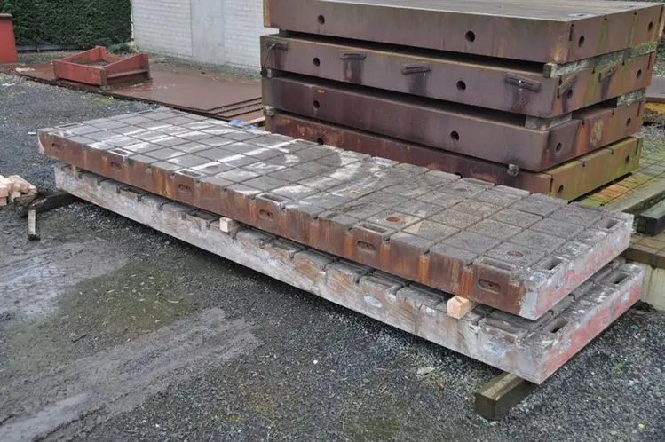 Used TABLE 5700 X 1700 MM Tables, Floor & Layout Plates BE | Apt International N.V #366626