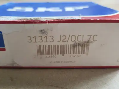 NEW SKF 31313 J2/QCL7C