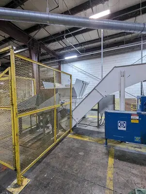 USED VECOPLAN RG 42/30 SWU SINGLE SHAFT SHREDDER + AUGER DISCHARGE & PADDLE TAKE-A-WAY CONVEYOR