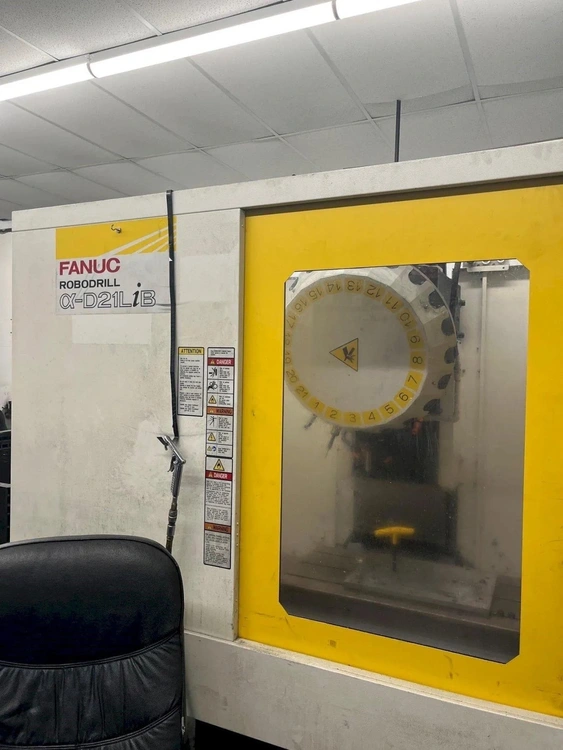 Used 2019 FANUC ROBODRILL ALPHA D21MIB5 Vertical Machining Centers Ohio US | Toolquip, Inc. #1232867